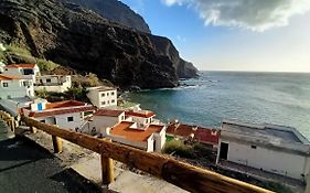 alquilaencanarias Casa La Playa La Gomera